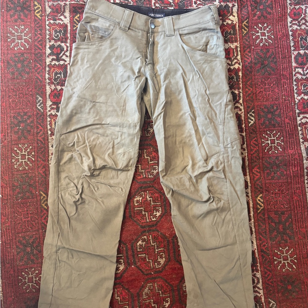 Men's olive green Arcteryx pants